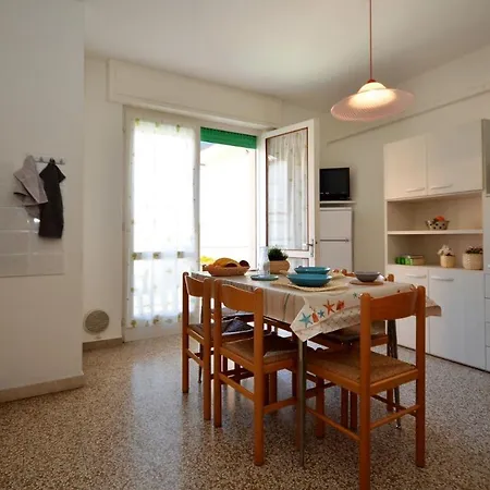 Gaby لينانو سابيادورو